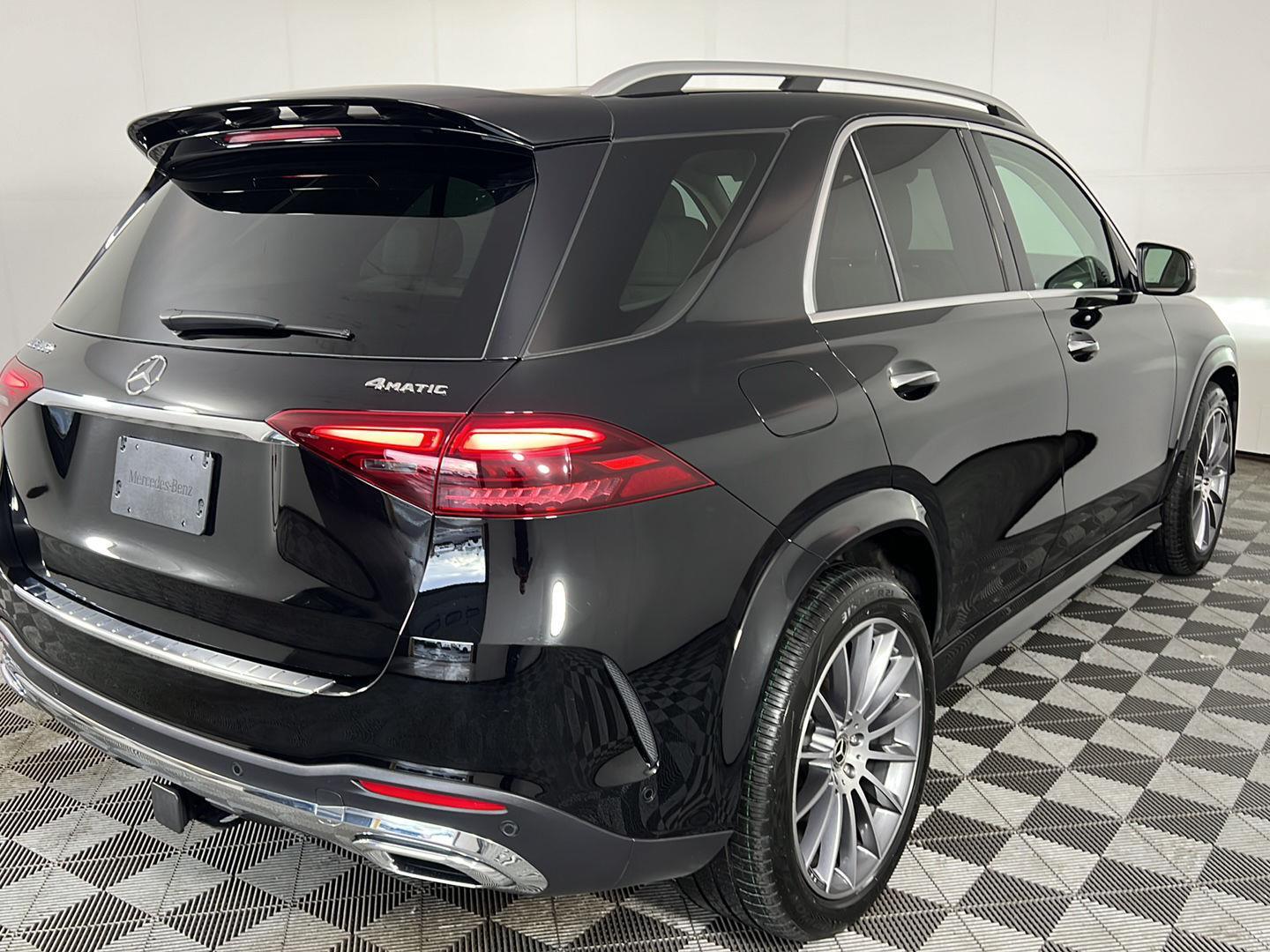 Certified Used 2024 Black Mercedes-Benz GLE 350 image 22