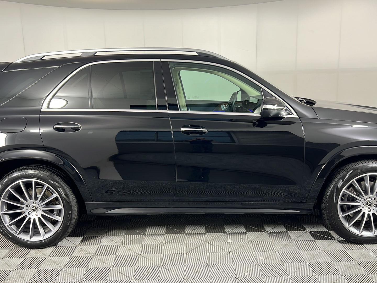 Certified Used 2024 Black Mercedes-Benz GLE 350 image 23