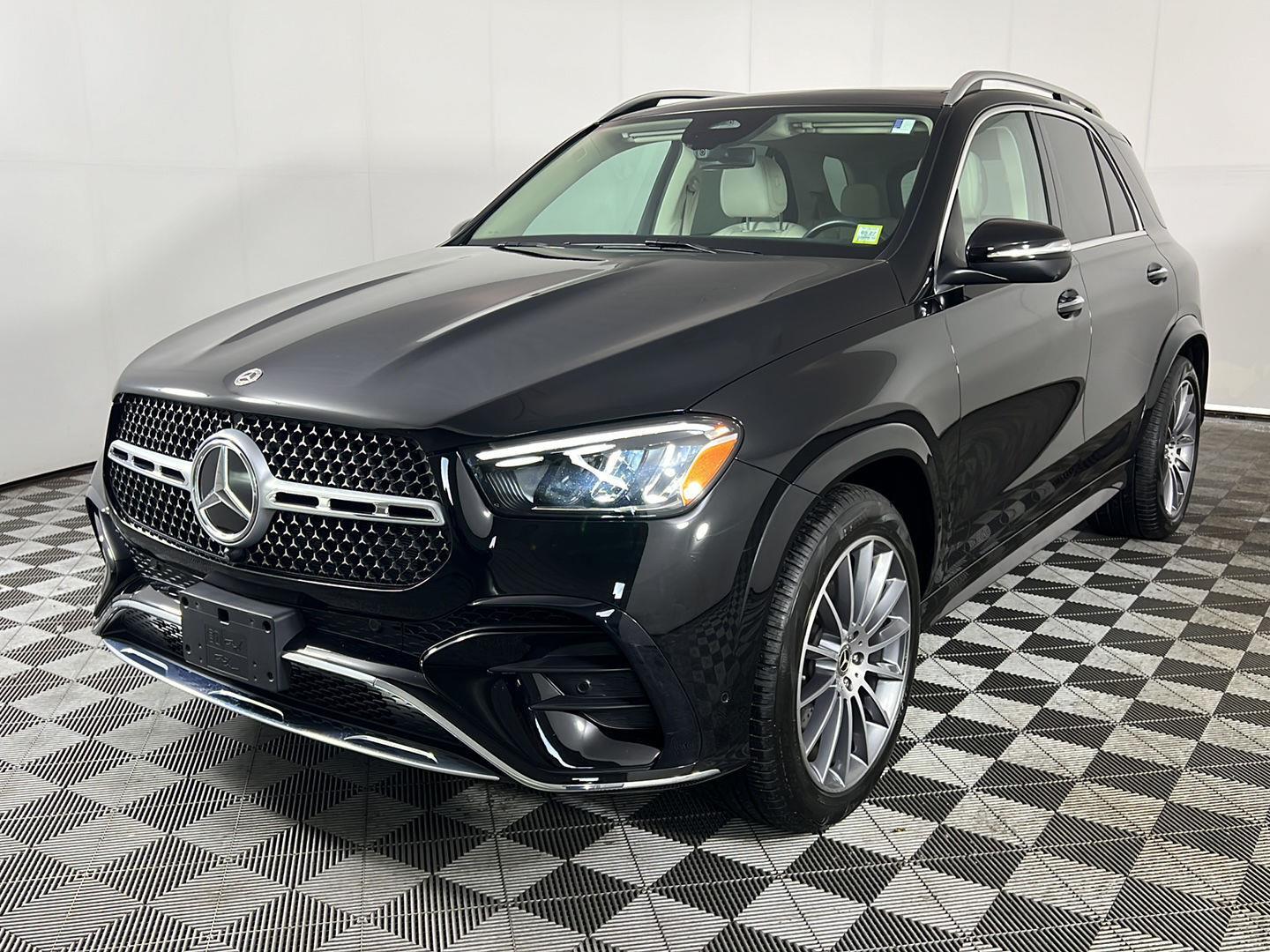 Certified Used 2024 Black Mercedes-Benz GLE 350 image 26