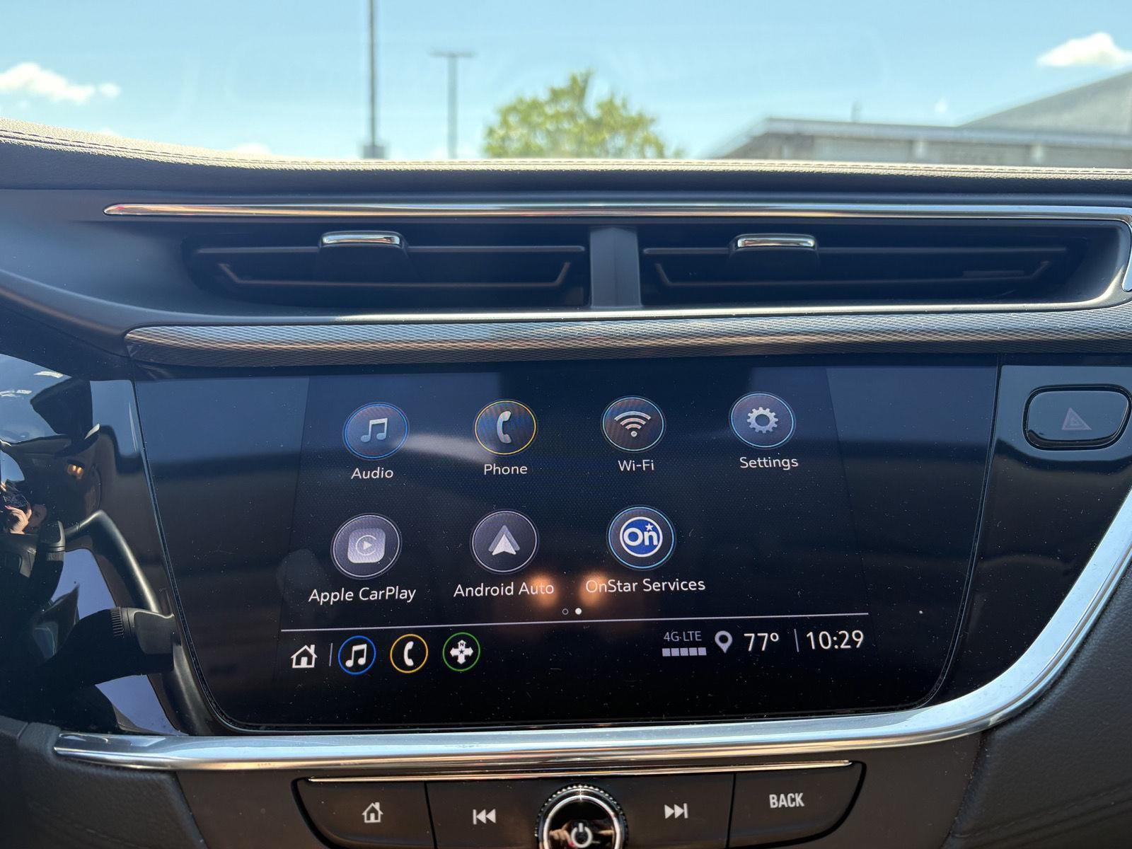 Used 2023 Summit White Buick Preferred image 9