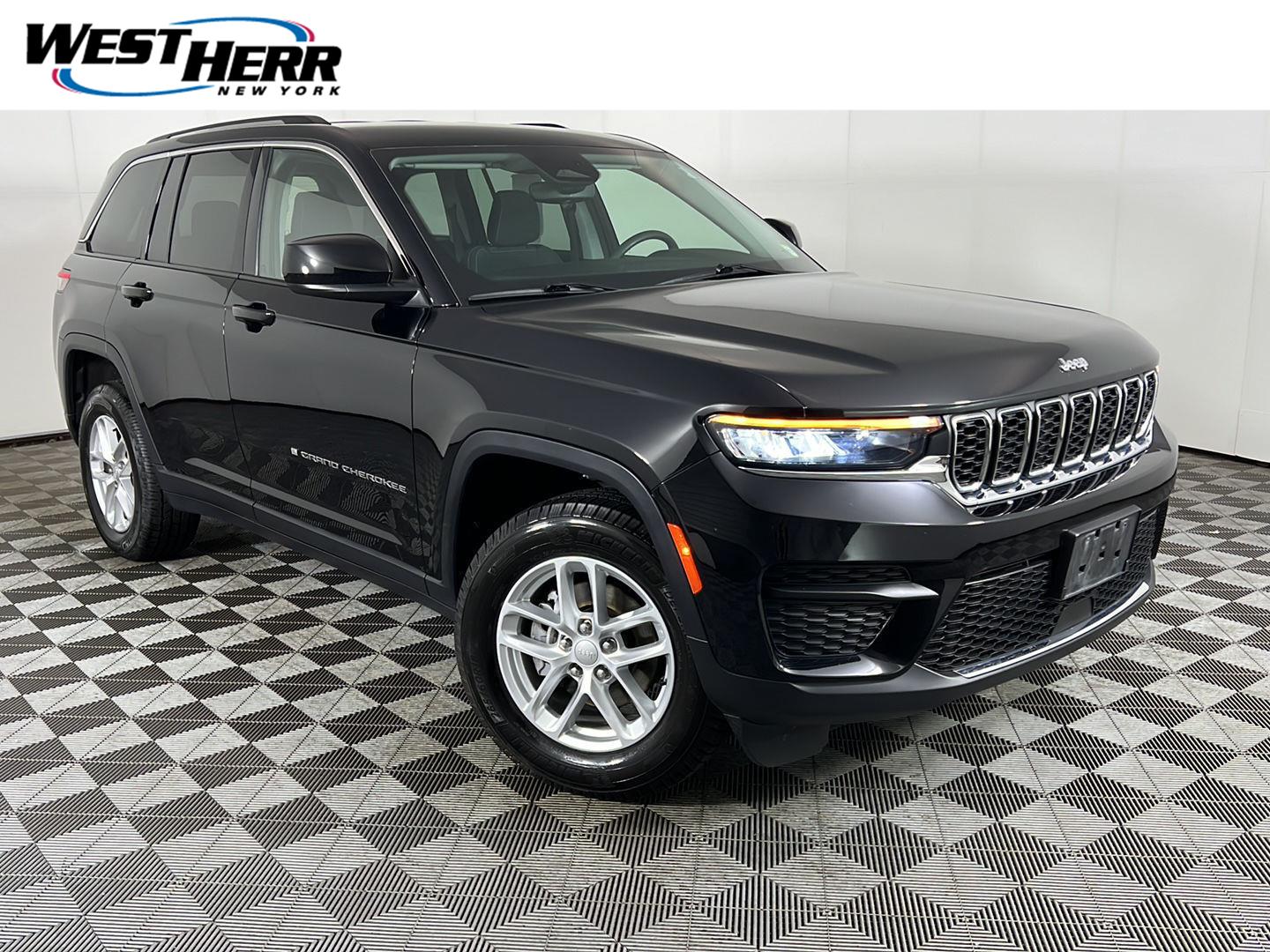 Pre-Owned 2024 Jeep Grand Cherokee Altitude X Sport Utility in