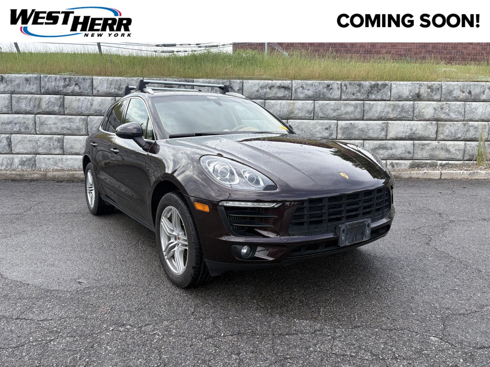 2016 Porsche Macan S AWD   