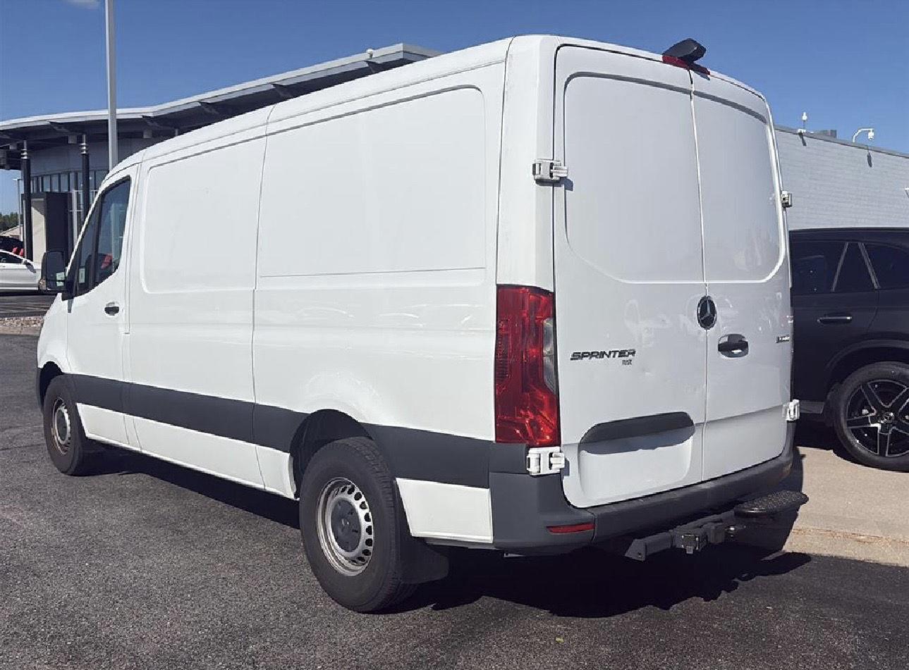 View vehicle photo 5