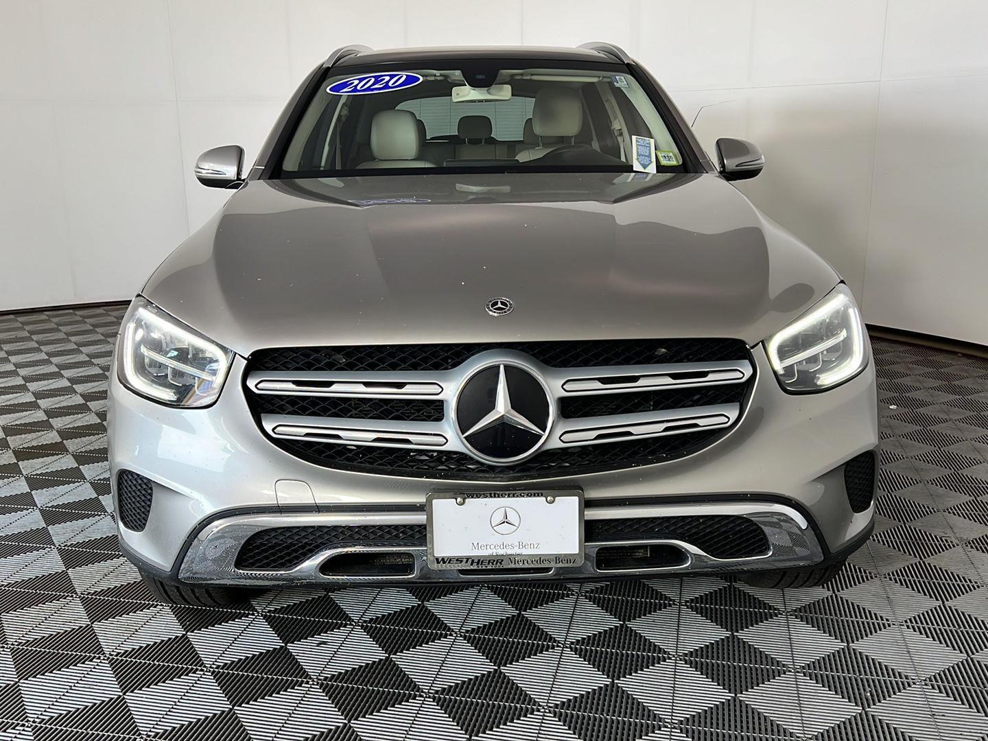 Used 2020 Mojave Silver Metallic Mercedes-Benz GLC 300 image 2