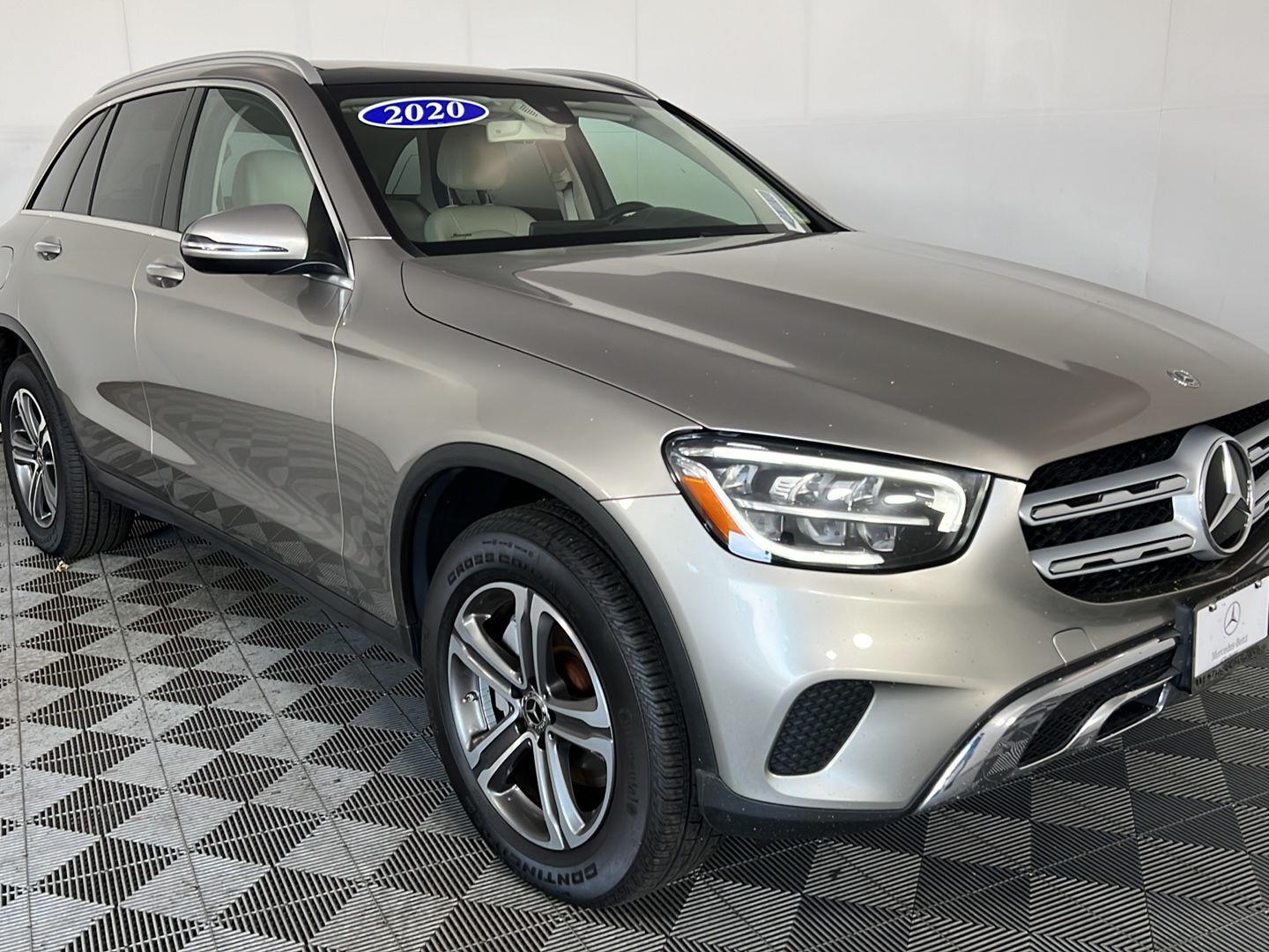 Used 2020 Mojave Silver Metallic Mercedes-Benz GLC 300 image 3