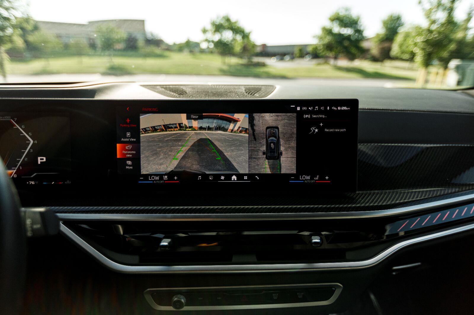 Used 2025 Skyscraper Grey Metallic BMW M60i image 39