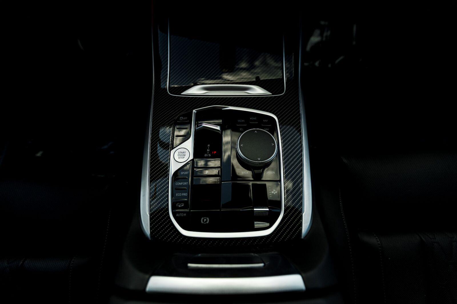 Used 2025 Skyscraper Grey Metallic BMW M60i image 40