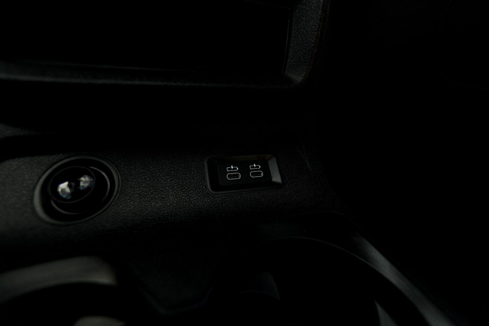 Used 2025 Skyscraper Grey Metallic BMW M60i image 49