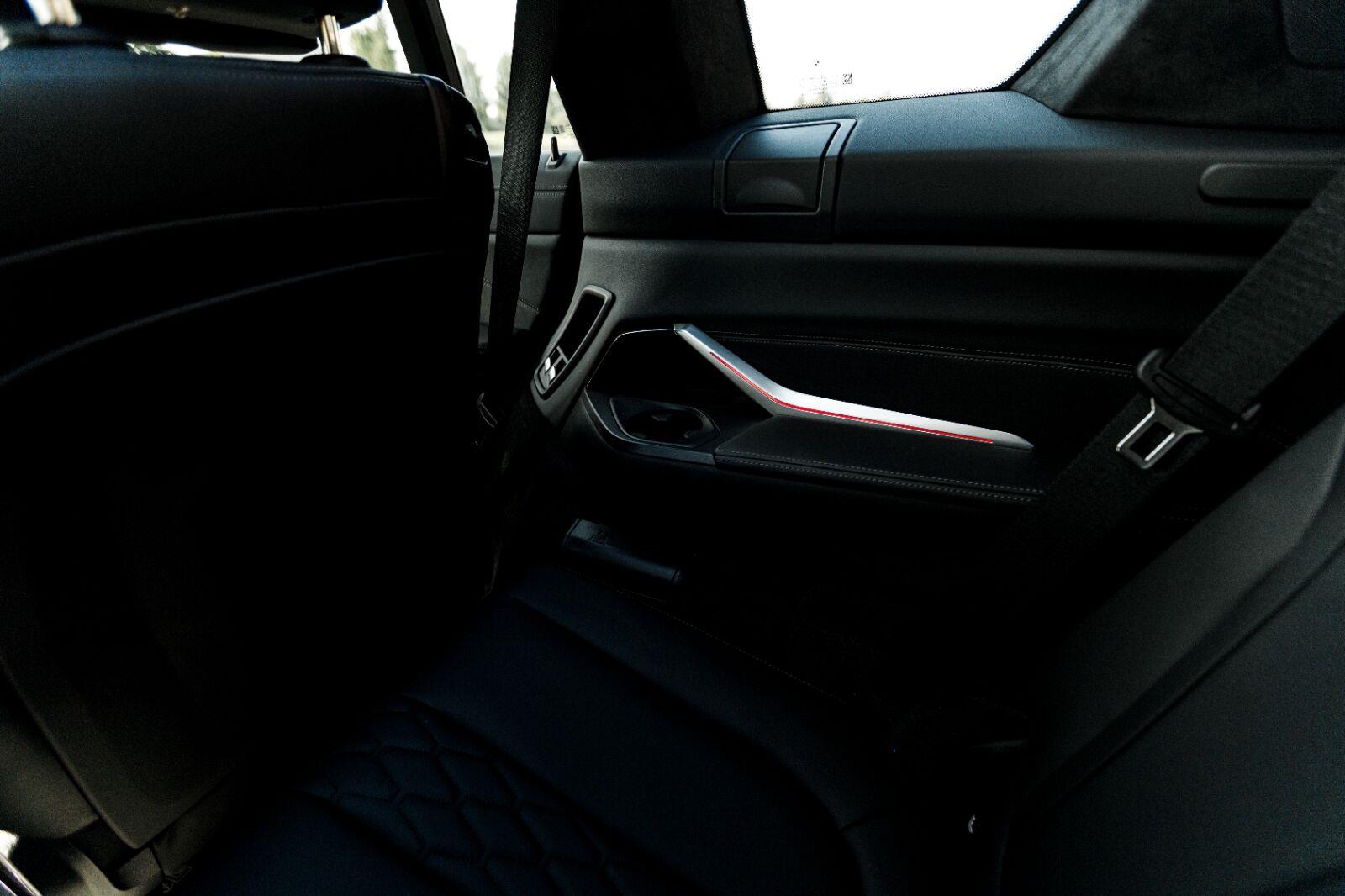 Used 2025 Skyscraper Grey Metallic BMW M60i image 58