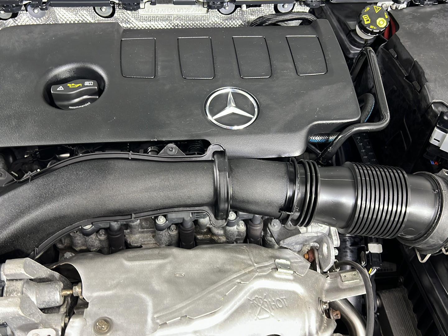 Used 2020 Digital White Pearl Metallic Mercedes-Benz A 220 image 24