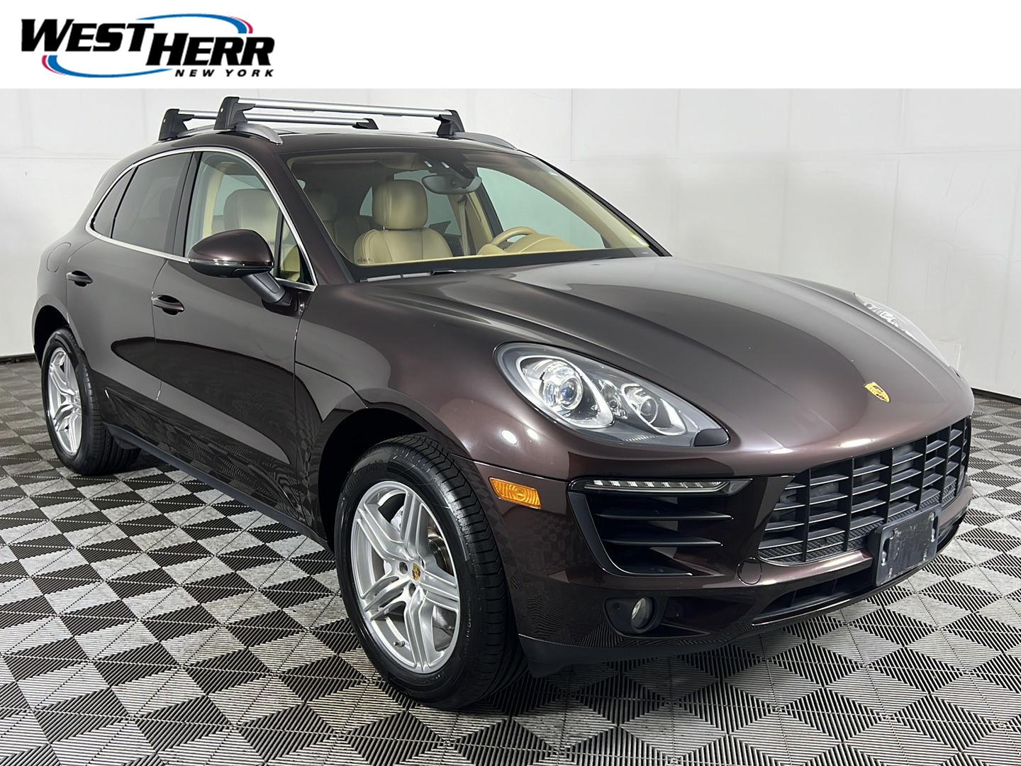  2016 Porsche Macan S AWD   