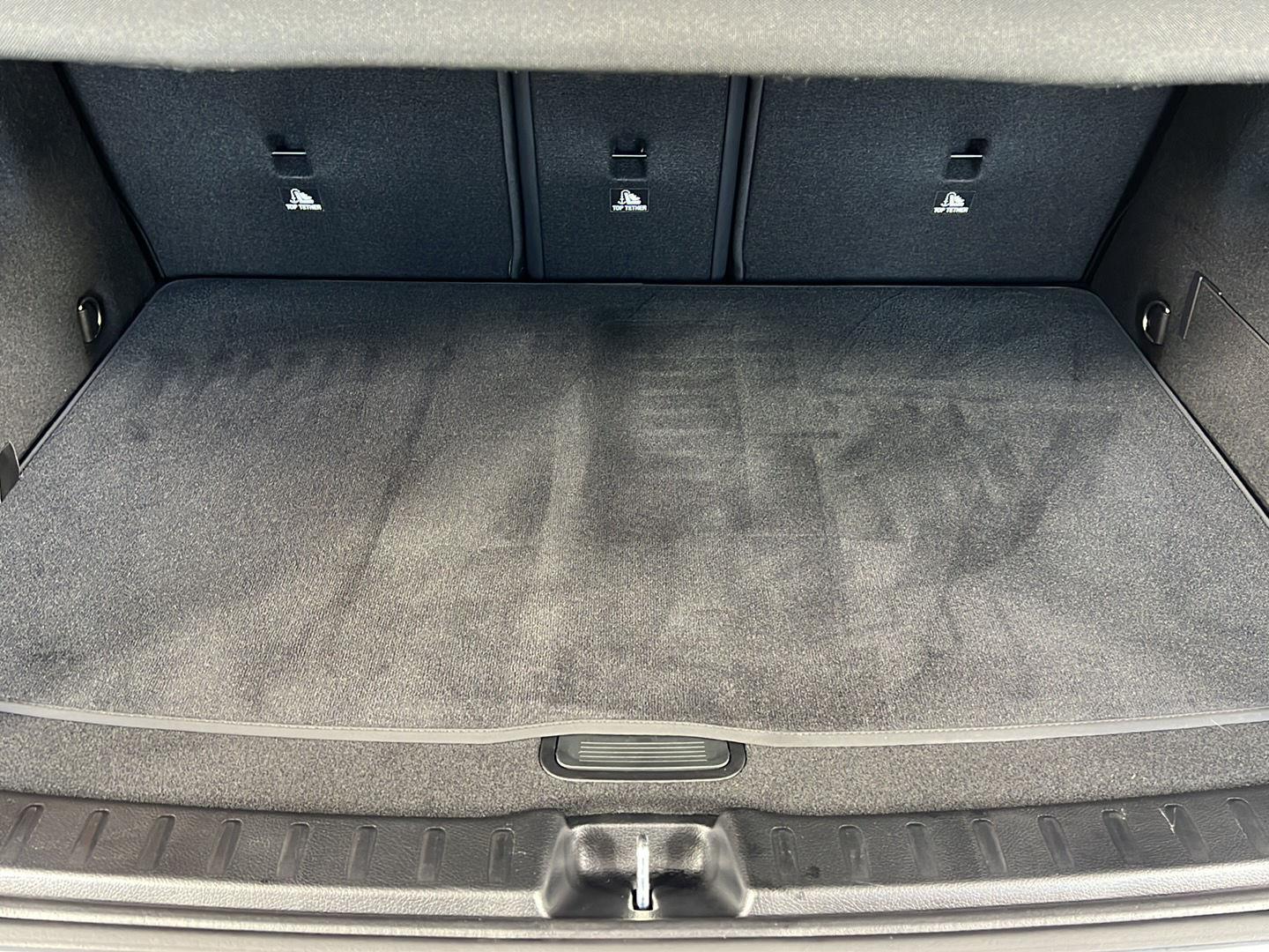 Used 2025 Cirrus Silver Metallic Mercedes-Benz GLA 250 image 13