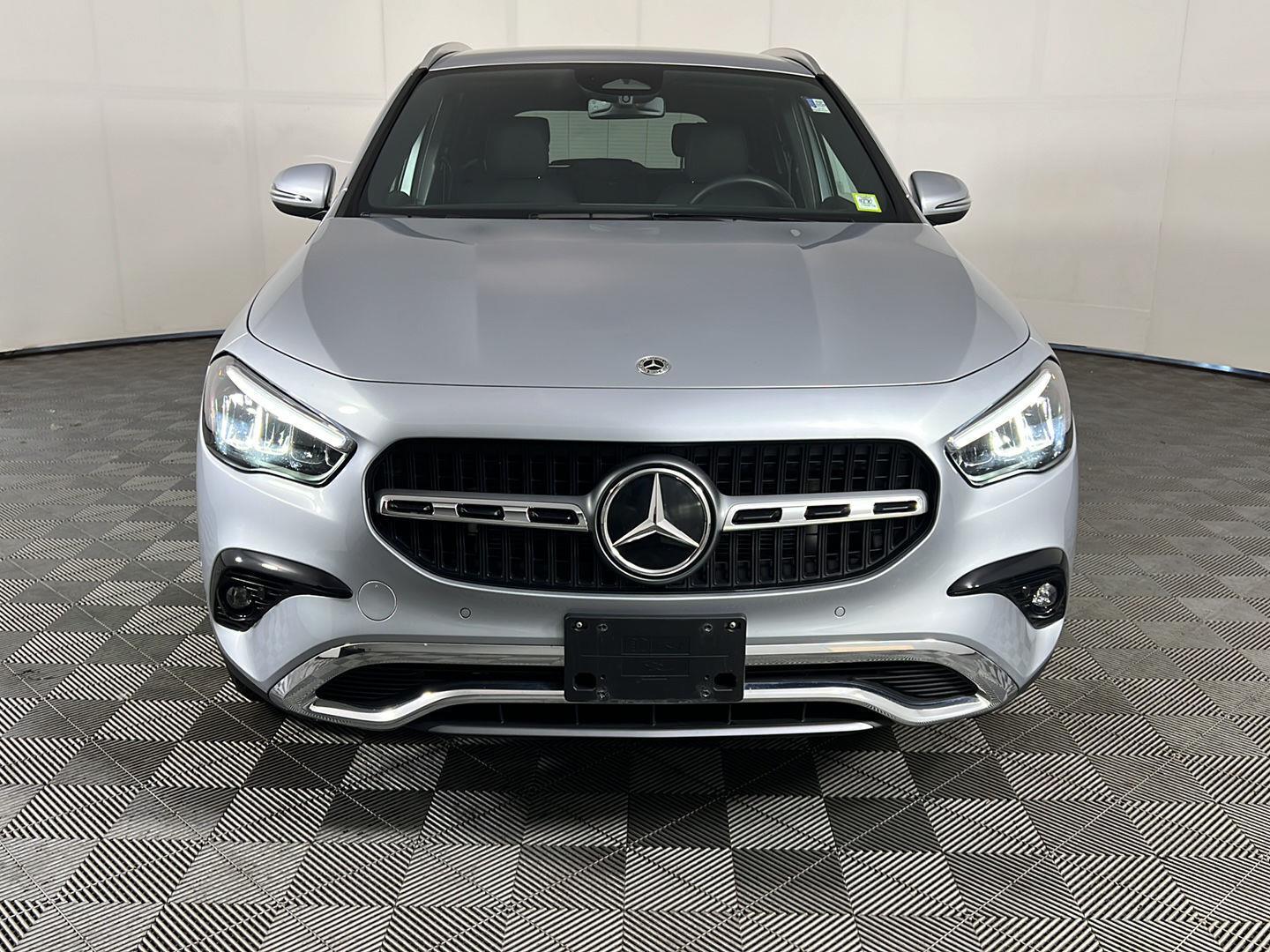 Used 2025 Cirrus Silver Metallic Mercedes-Benz GLA 250 image 21