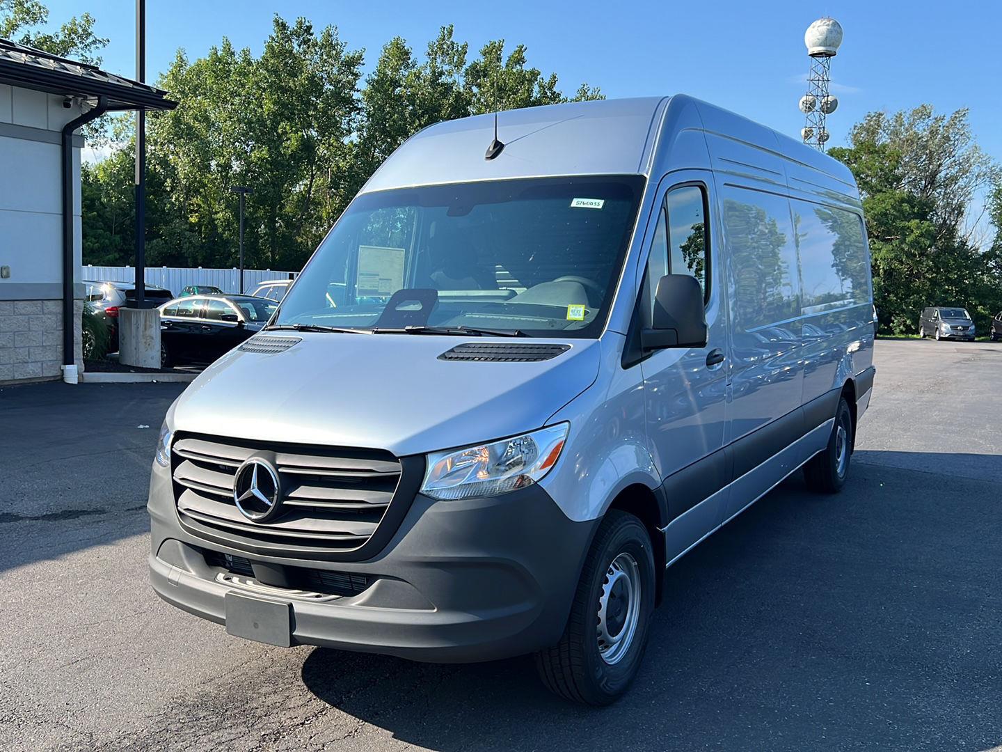 New 2026 GY Mercedes-Benz Cargo Van 170" 4cyl SO image 5