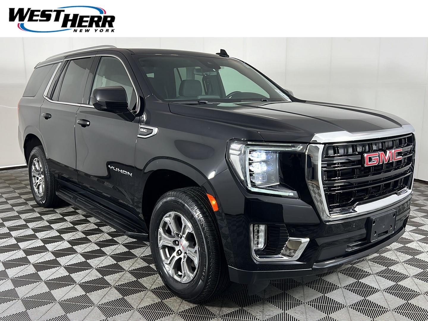 2023 GMC Yukon SLE 4WD