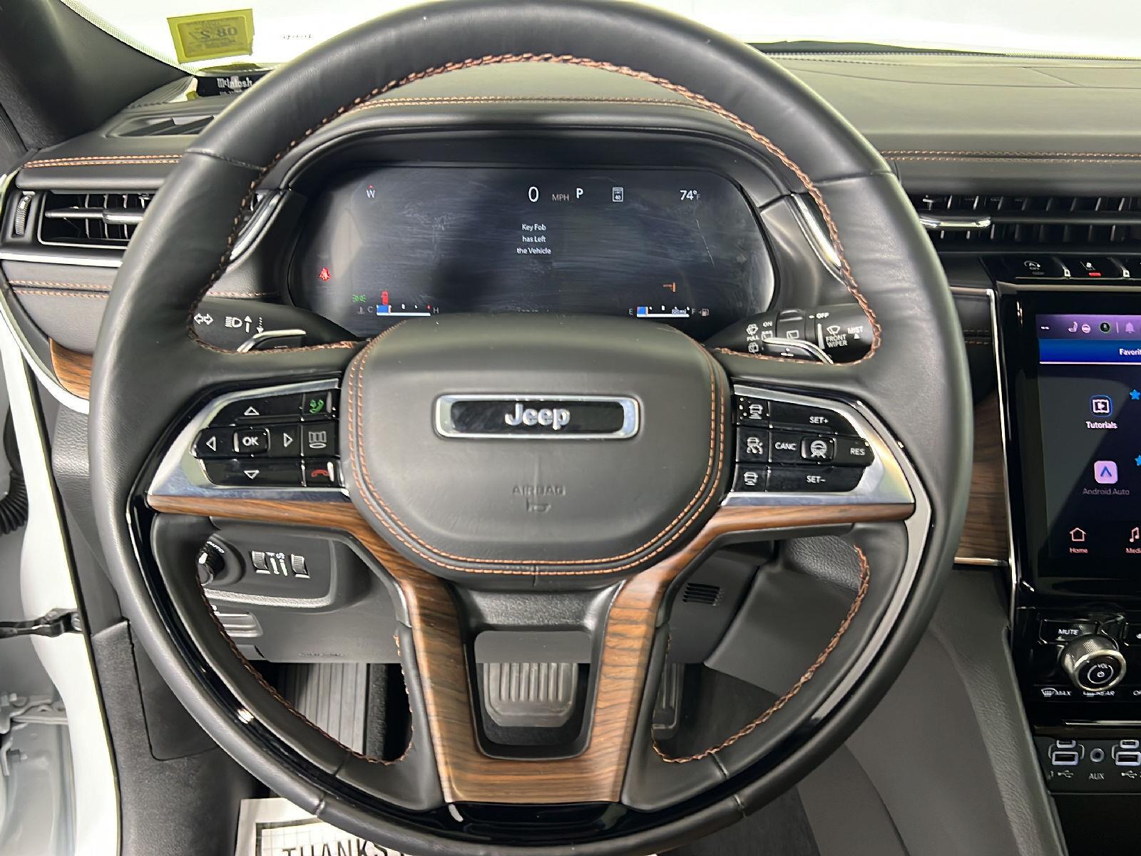 Used 2025 Bright White Clearcoat Jeep Summit image 28