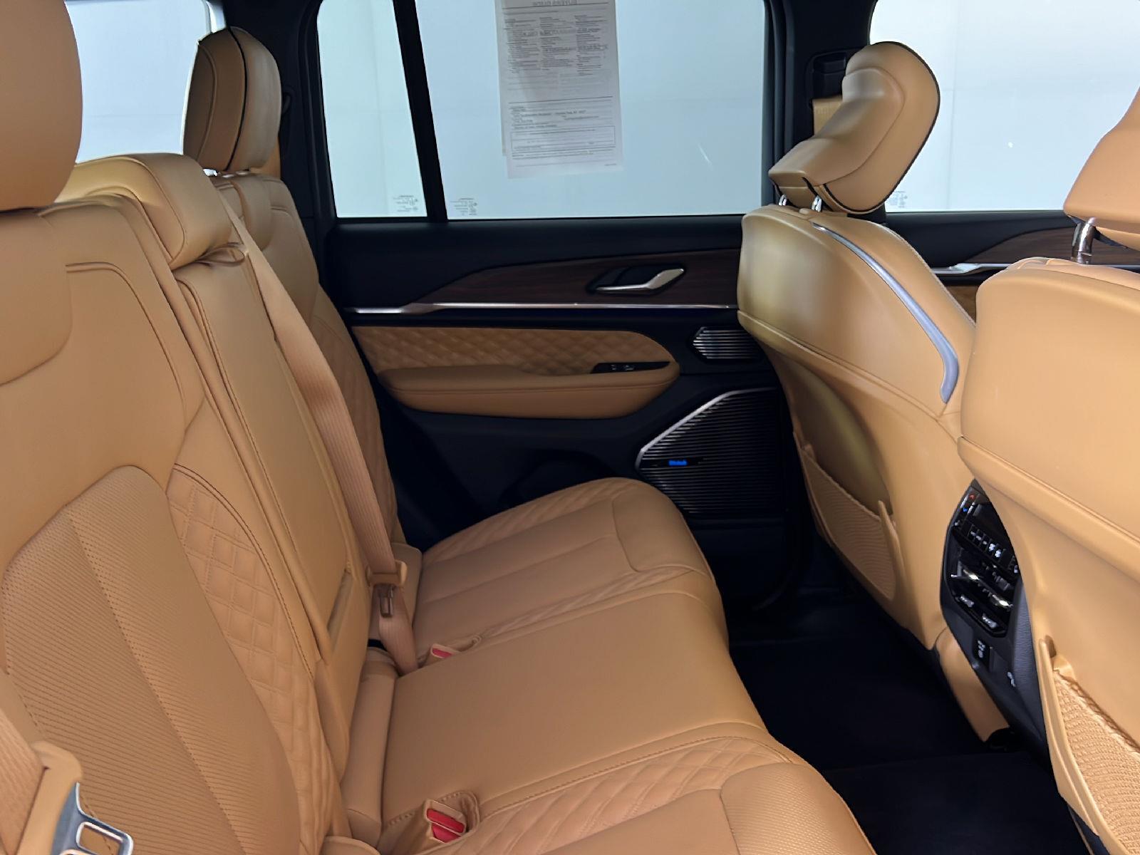 Used 2025 Bright White Clearcoat Jeep Summit image 40