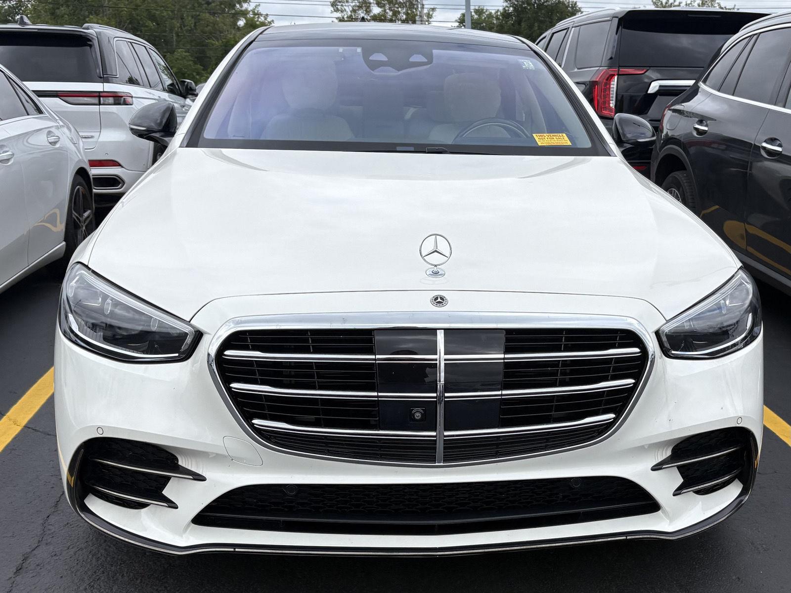 Certified Used 2023 MANUFAKTUR Diamond White Mercedes-Benz S 500 image 2