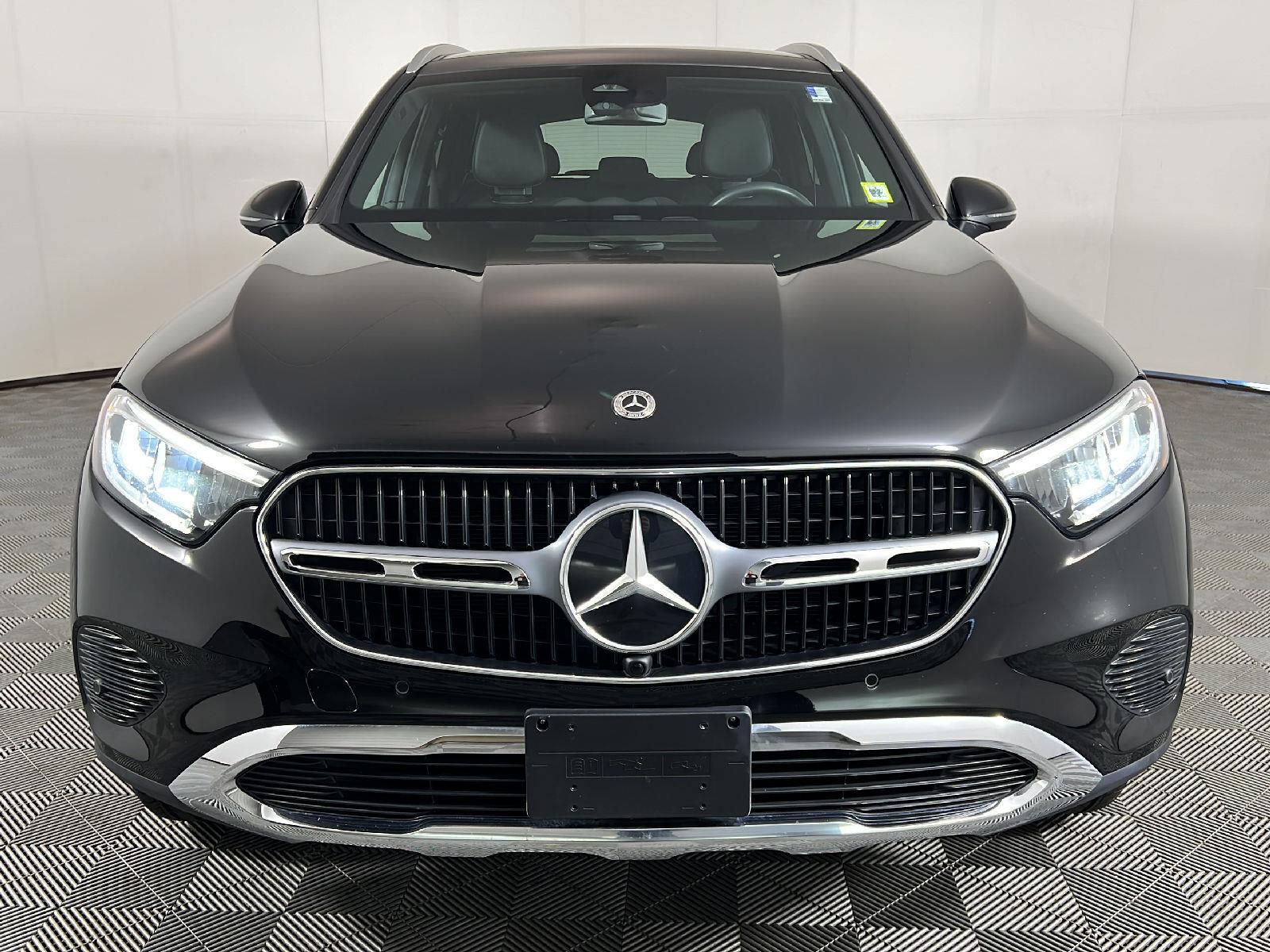 Used 2023 Black Mercedes-Benz GLC 300 image 22