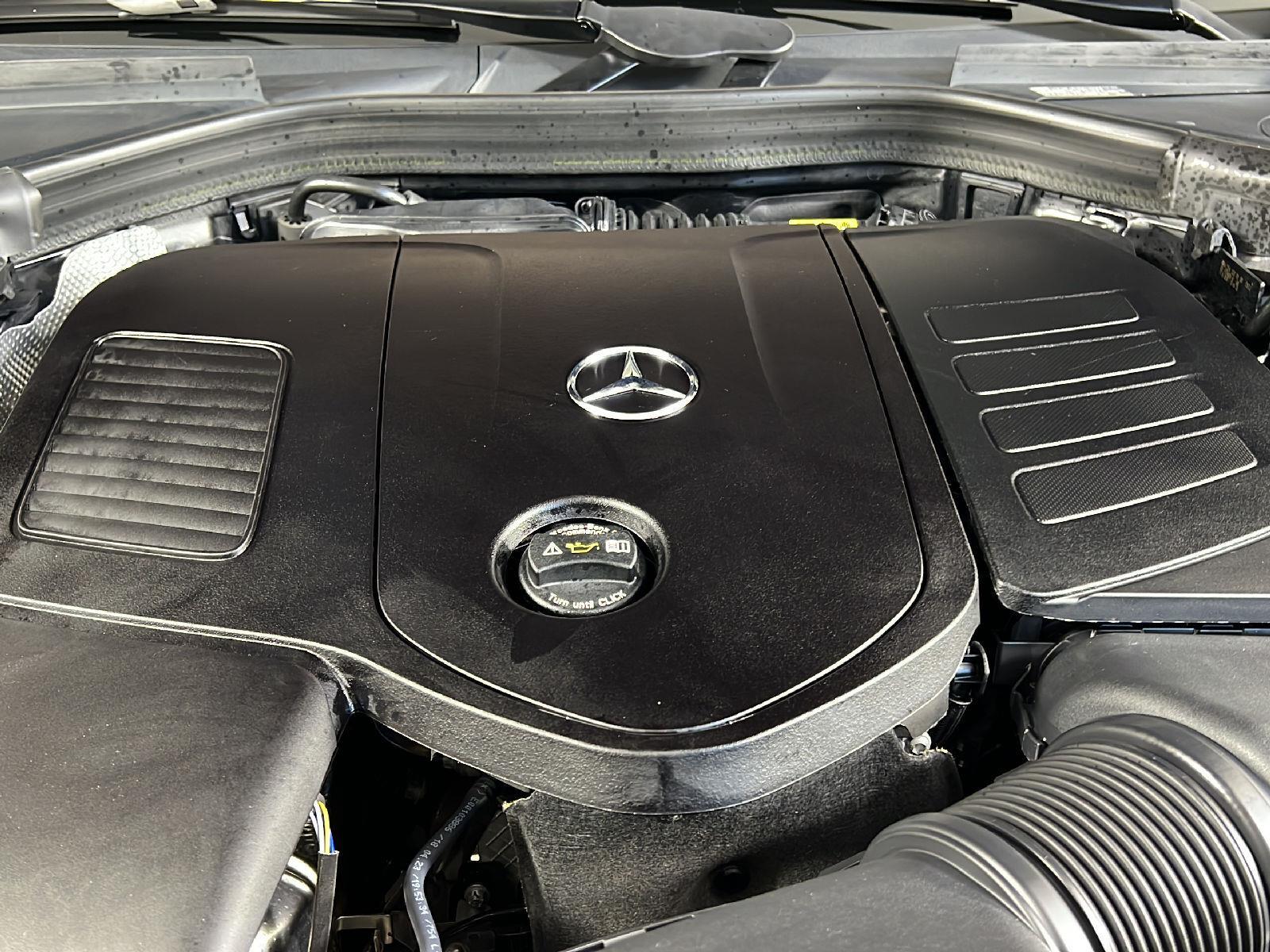 Used 2023 Black Mercedes-Benz GLC 300 image 24