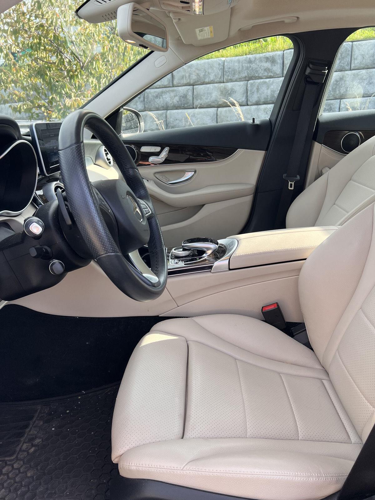Used 2016 Black Mercedes-Benz C 300 image 10