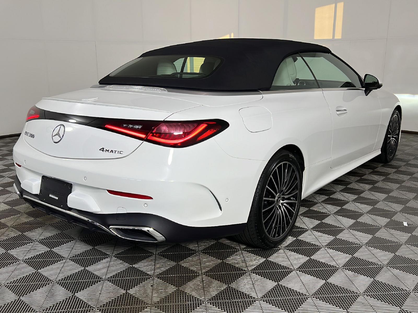 Used 2025 Polar White Mercedes-Benz CLE 300 image 40