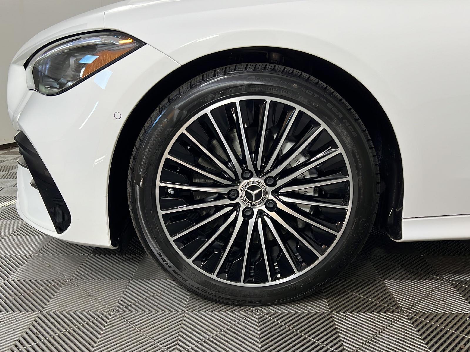 Used 2025 Polar White Mercedes-Benz CLE 300 image 48