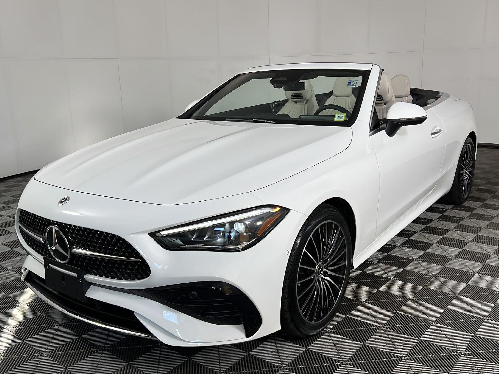 Used 2025 Polar White Mercedes-Benz CLE 300 image 49