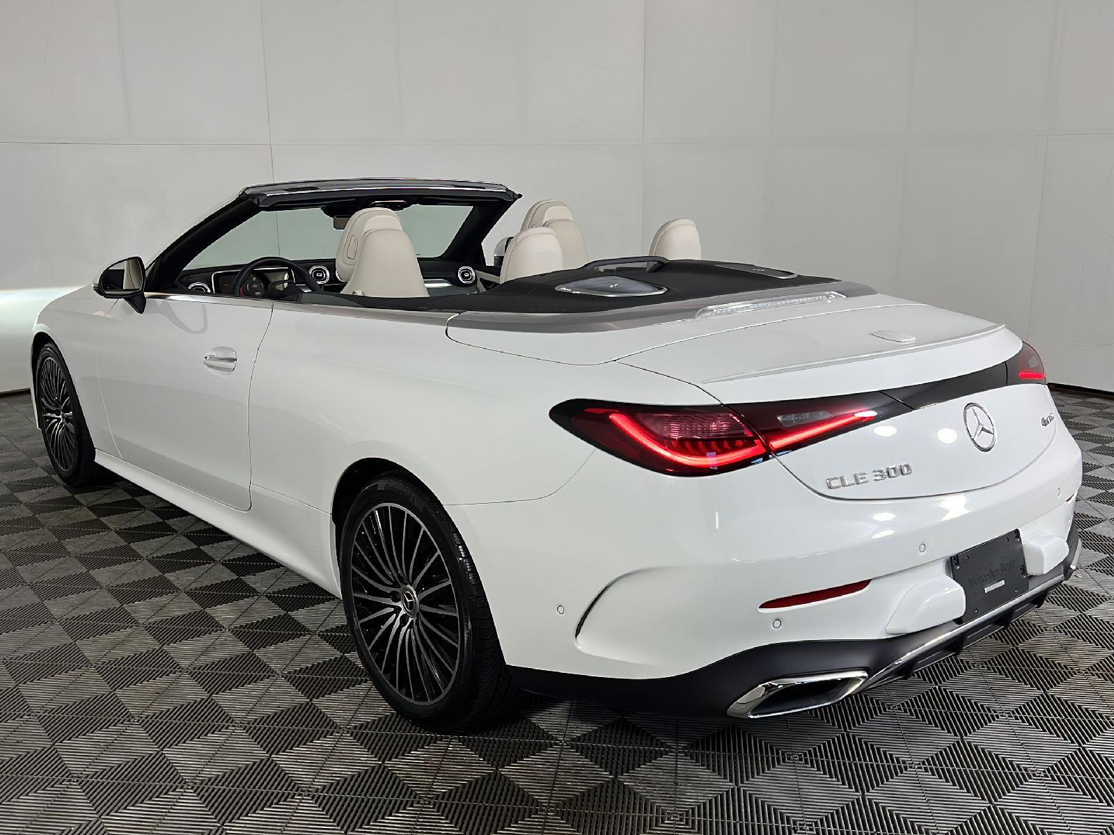 Used 2025 Polar White Mercedes-Benz CLE 300 image 54