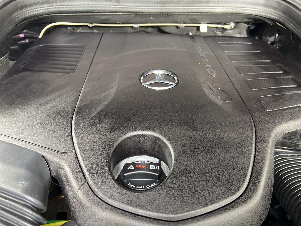 Certified Used 2026 Obsidian Black Metallic Mercedes-Benz GLE 450 image 25
