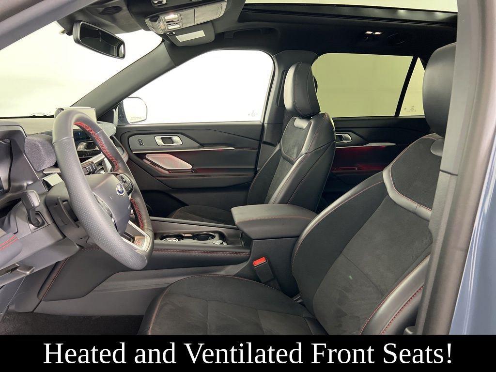 Used 2026 Vapor Blue Ford ST image 2