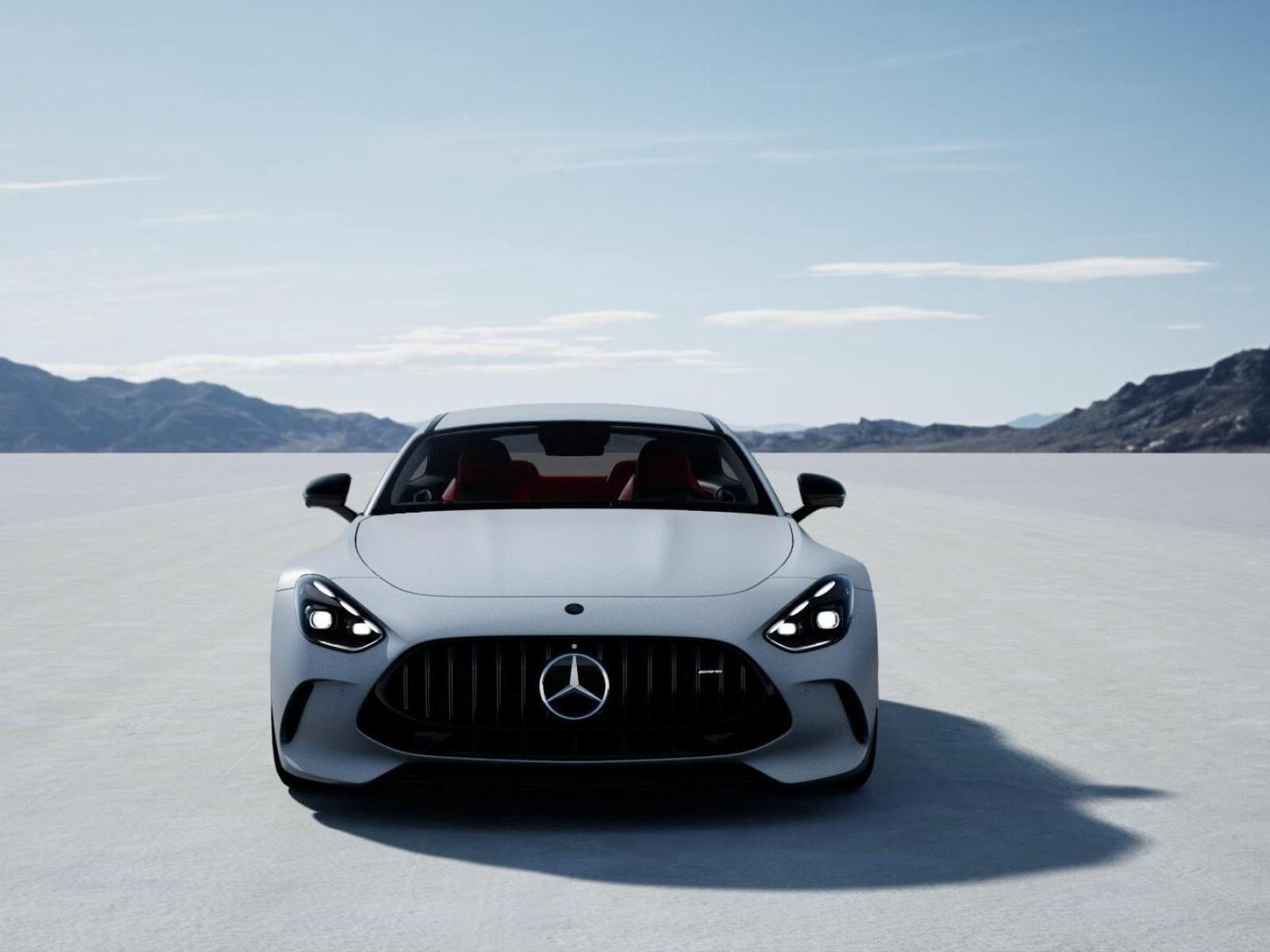 New 2026 MANUFAKTUR Moonlight White Magno Mercedes-Benz AMG® GT 63 image 8