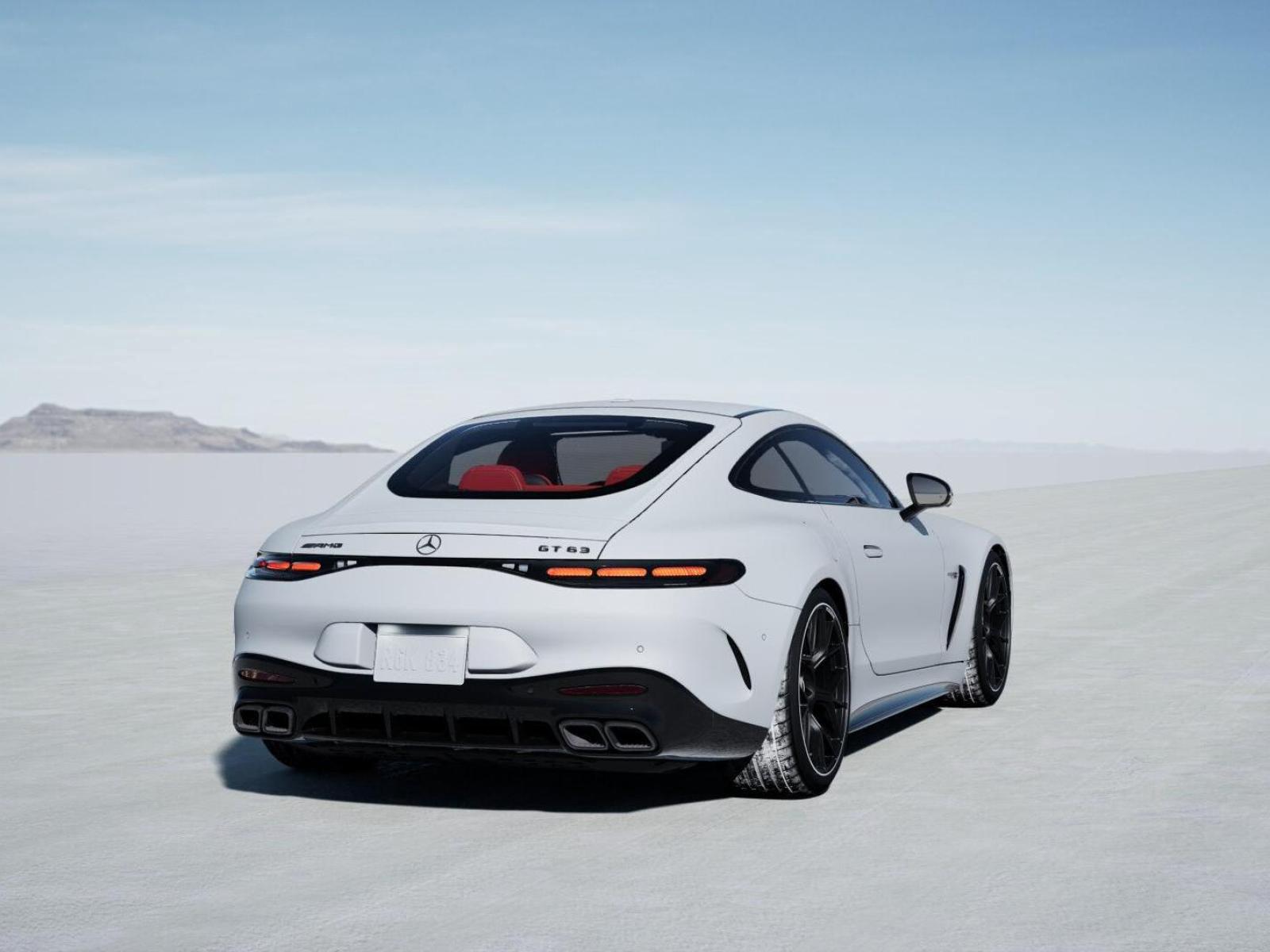 New 2026 MANUFAKTUR Moonlight White Magno Mercedes-Benz AMG® GT 63 image 23