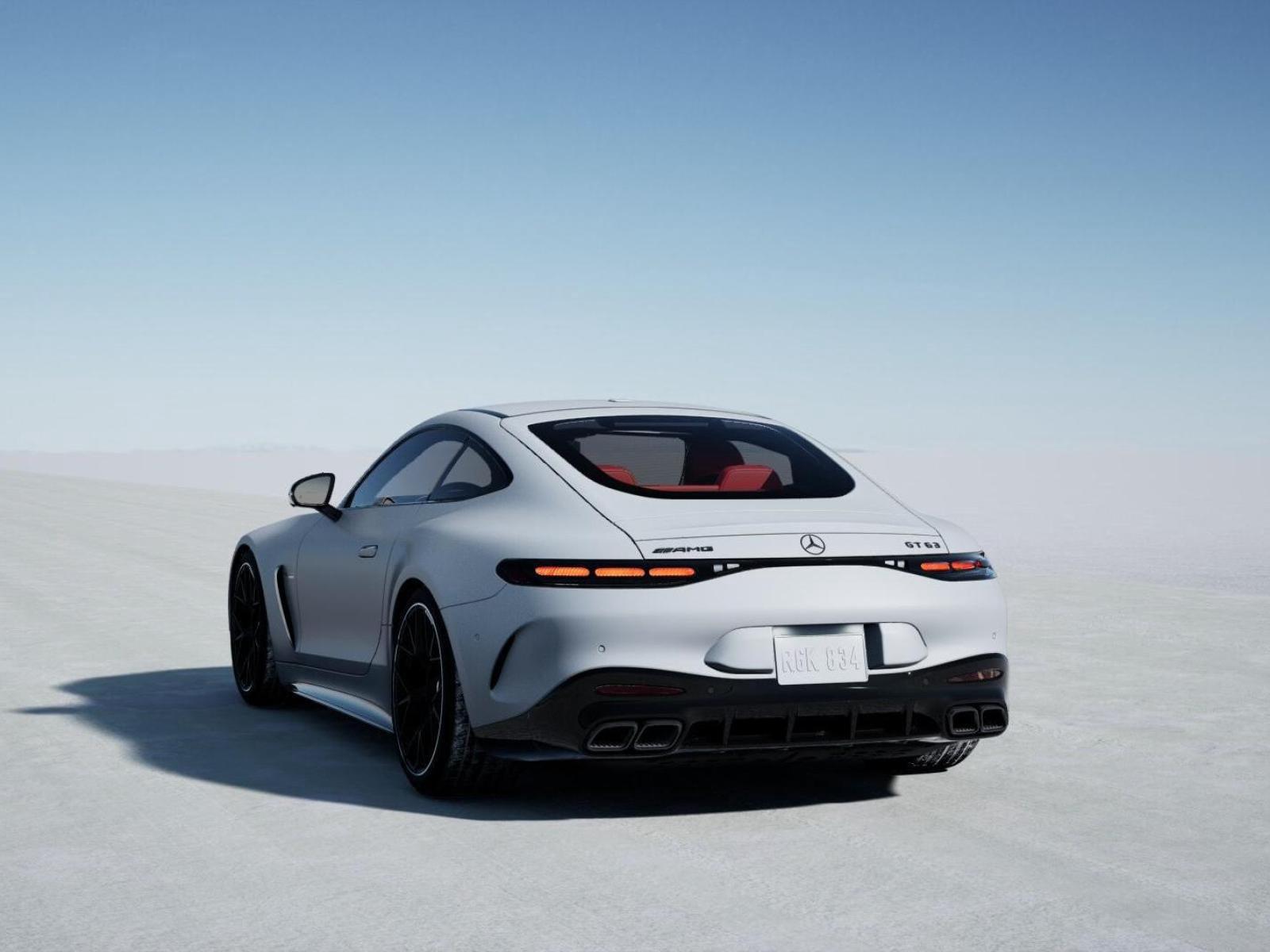 New 2026 MANUFAKTUR Moonlight White Magno Mercedes-Benz AMG® GT 63 image 27
