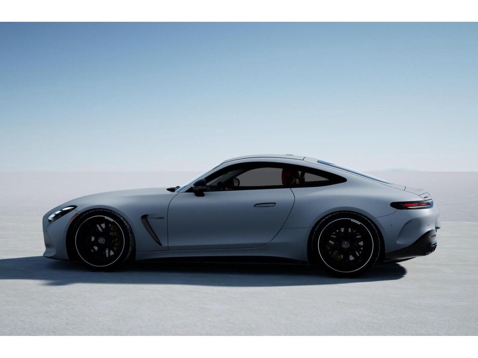 New 2026 MANUFAKTUR Moonlight White Magno Mercedes-Benz AMG® GT 63 image 33