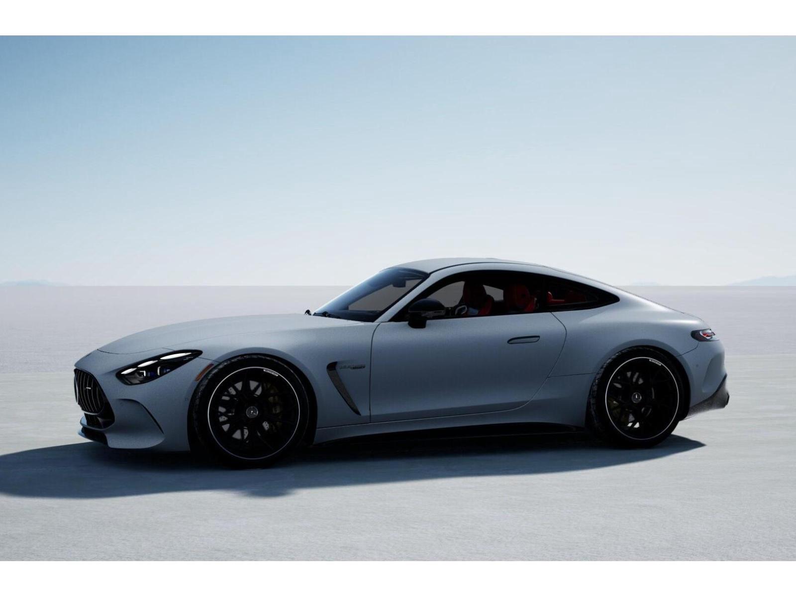 New 2026 MANUFAKTUR Moonlight White Magno Mercedes-Benz AMG® GT 63 image 36
