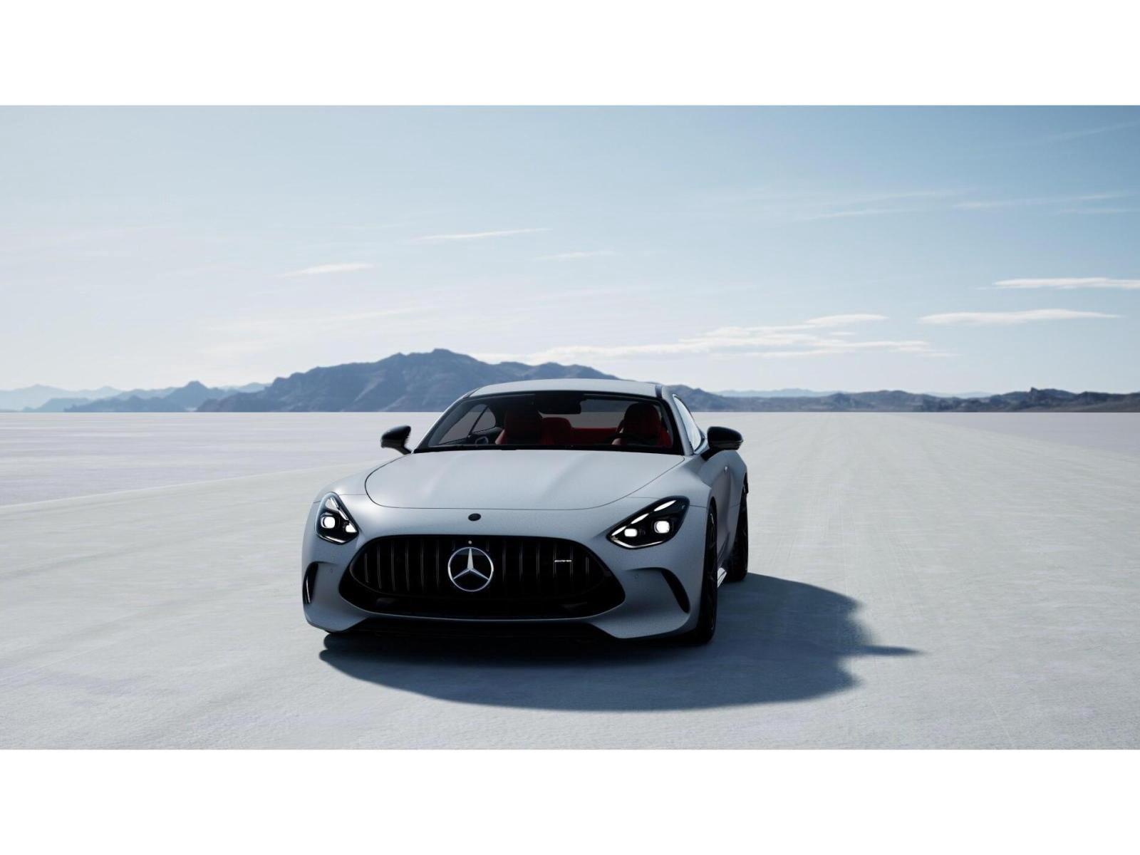 New 2026 MANUFAKTUR Moonlight White Magno Mercedes-Benz AMG® GT 63 image 42