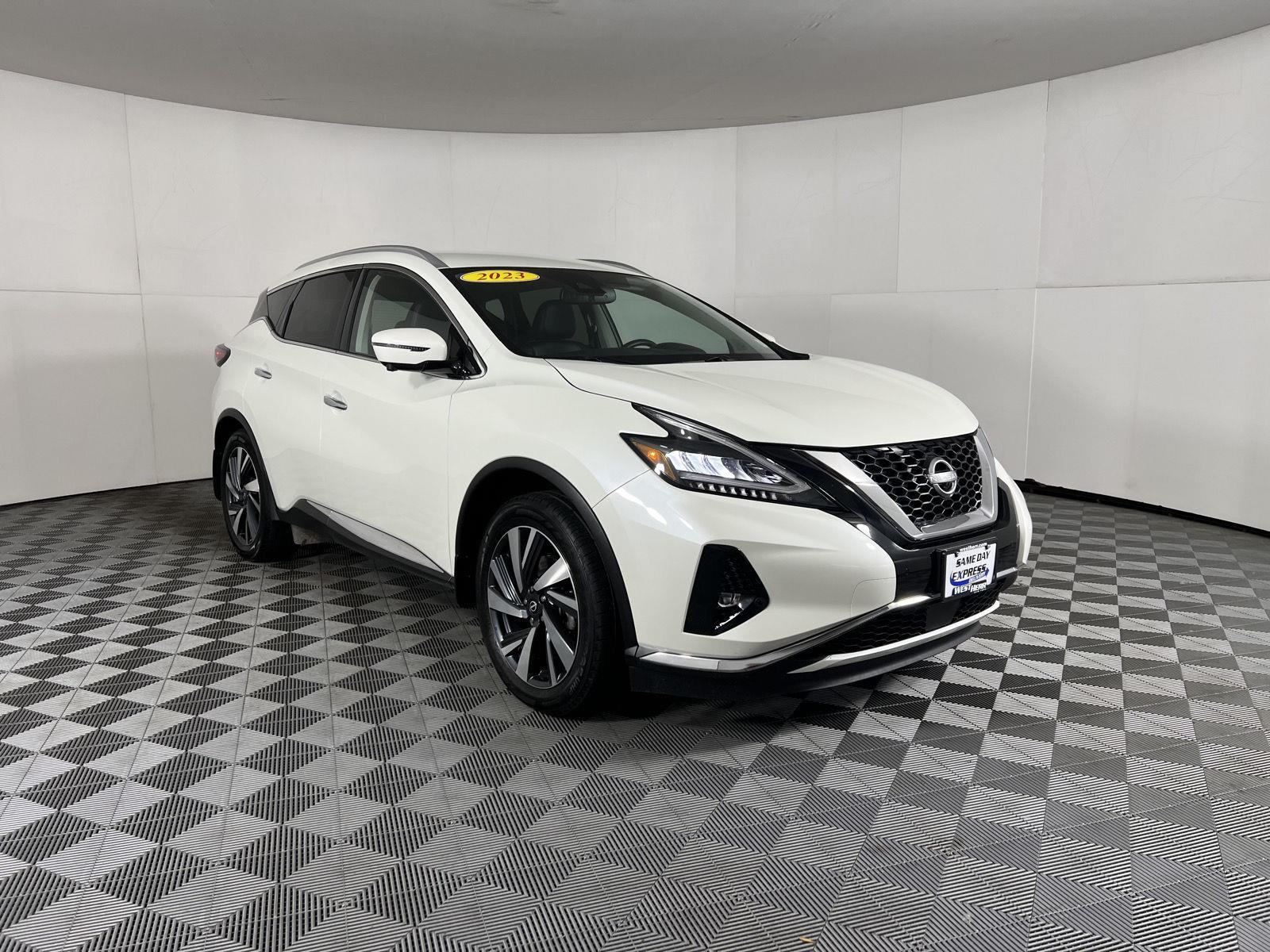 Used 2023 Pearl White Tricoat Nissan SL image 20