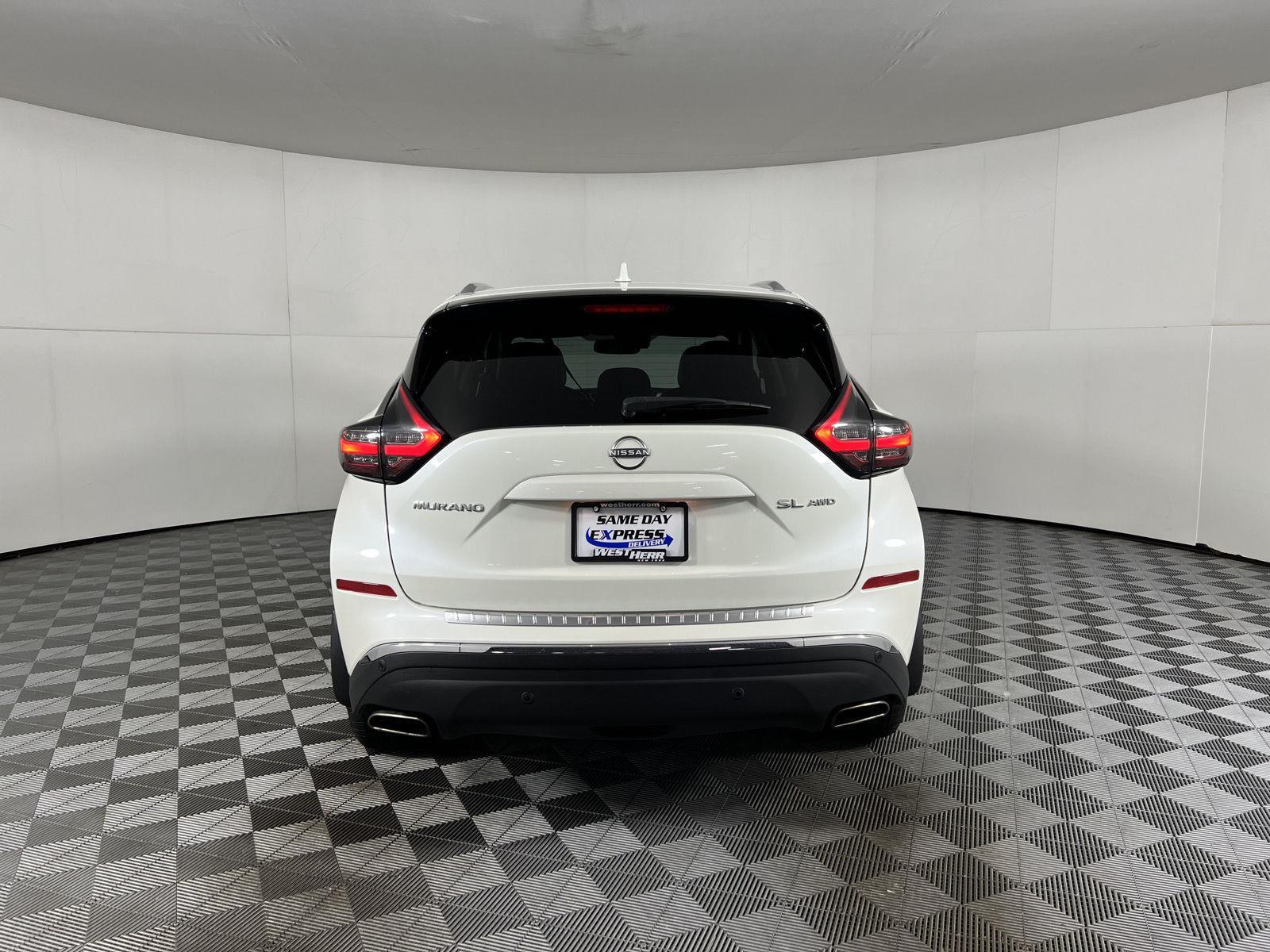 Used 2023 Pearl White Tricoat Nissan SL image 16