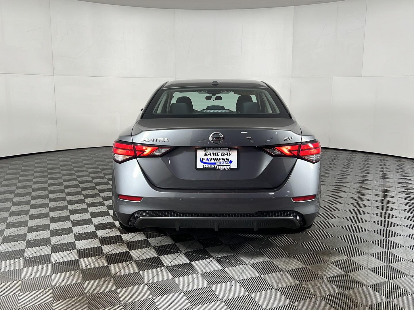 Used 2023 Gun Metallic Nissan SV image 5