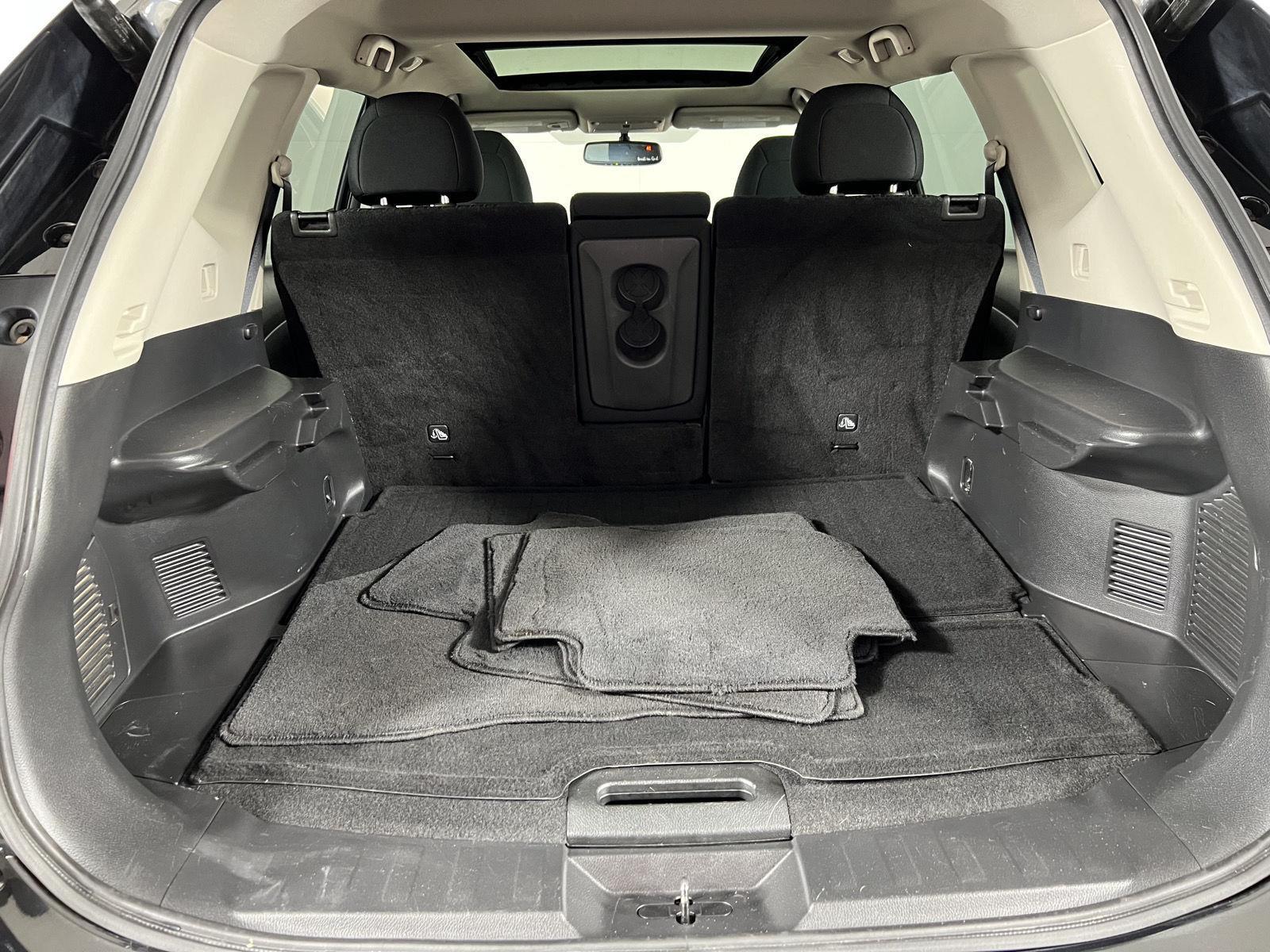Used 2018 Magnetic Black Nissan SV image 8