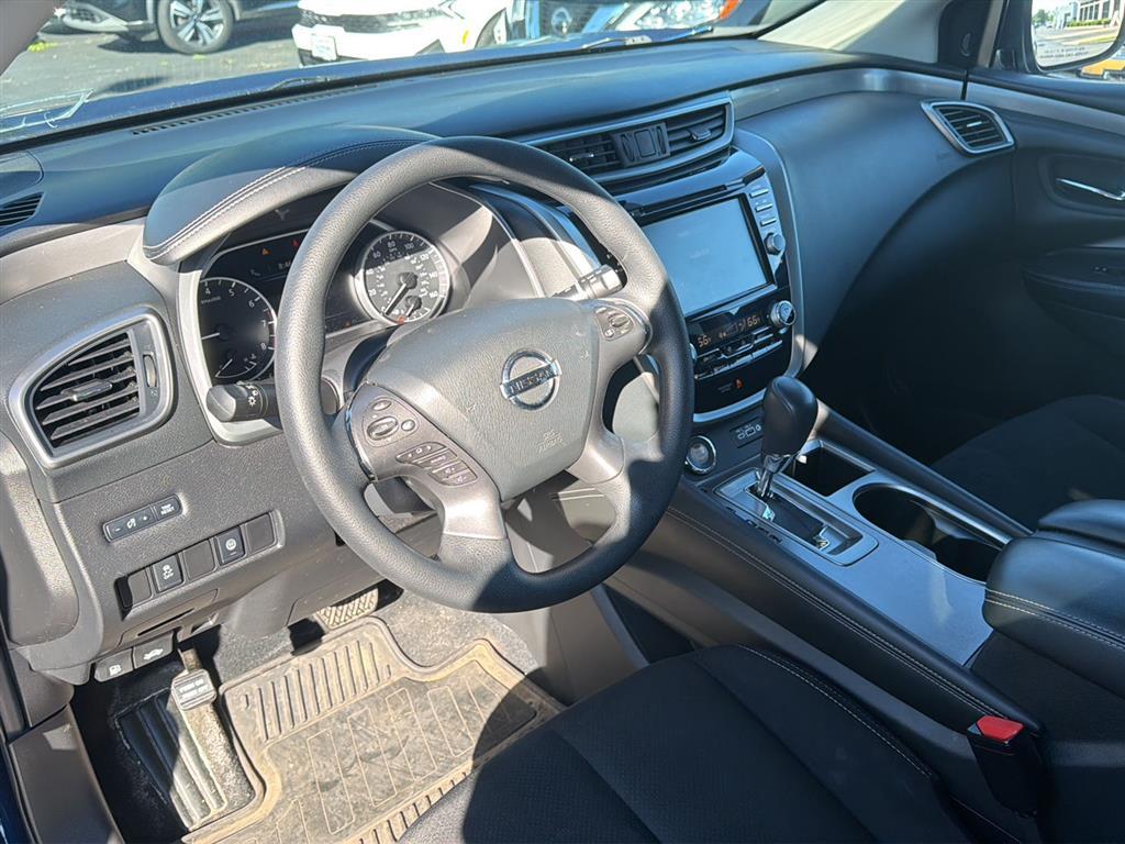 Used 2021 Deep Blue Pearl Nissan S image 5