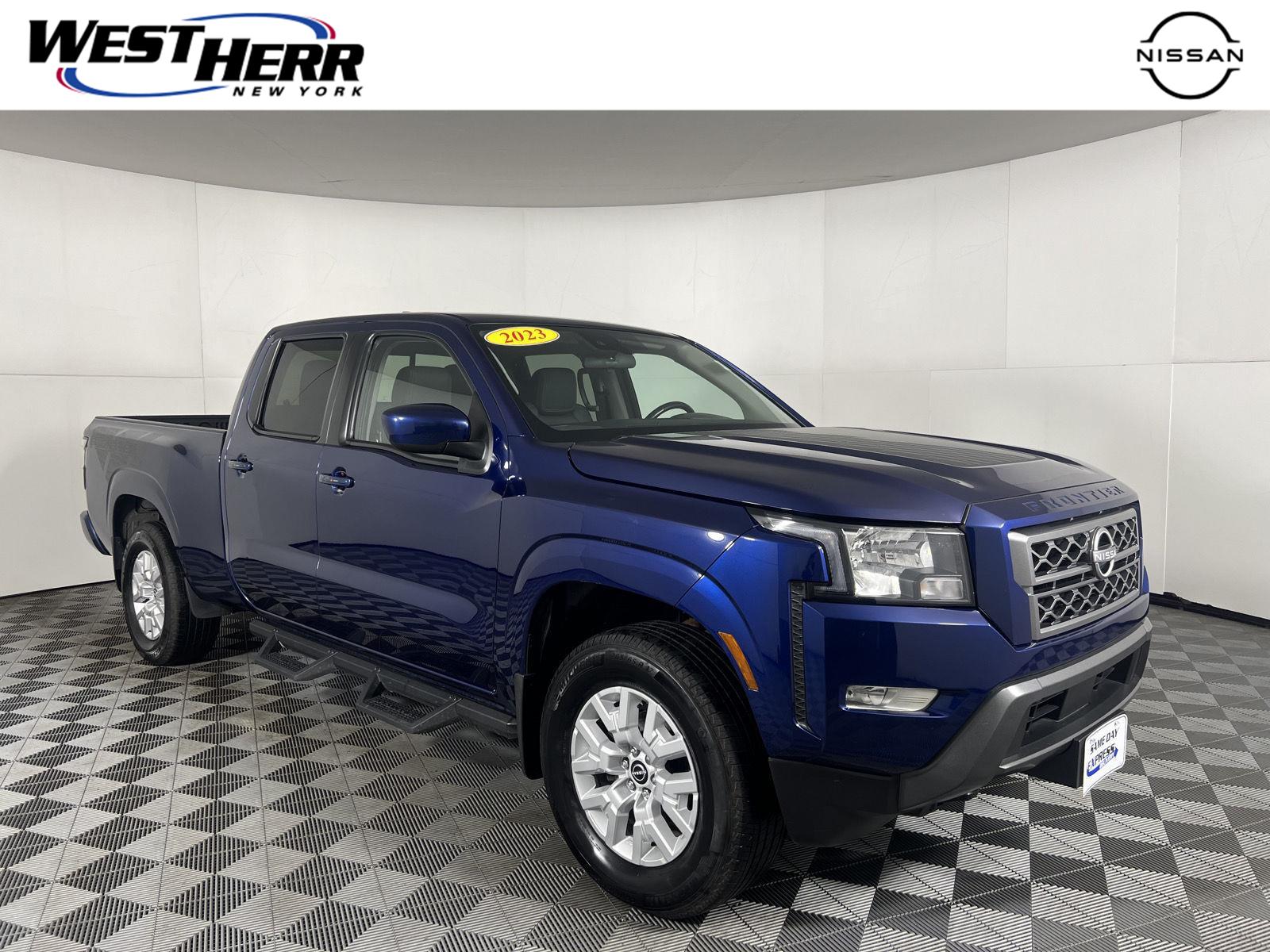  2023 Nissan Frontier SV Crew Cab LB 4WD   