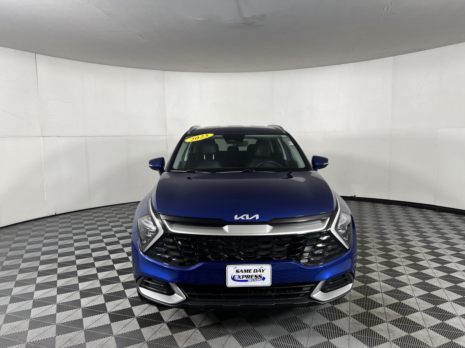 Used 2023 Sapphire Blue Kia EX image 2