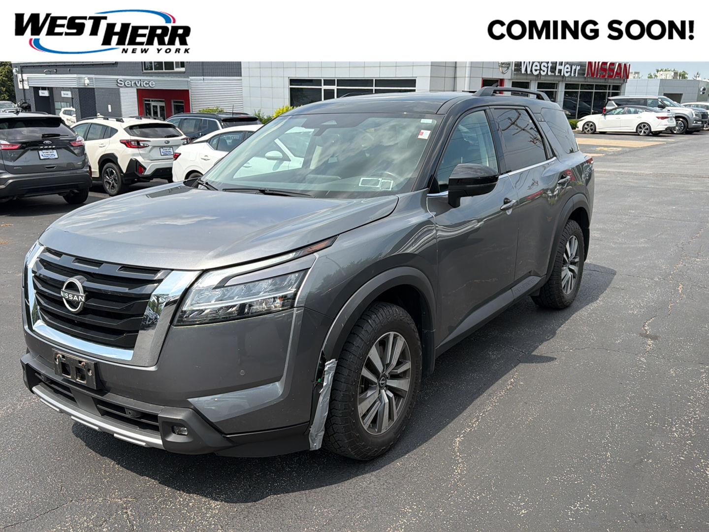 2022 Nissan Pathfinder SL 4WD