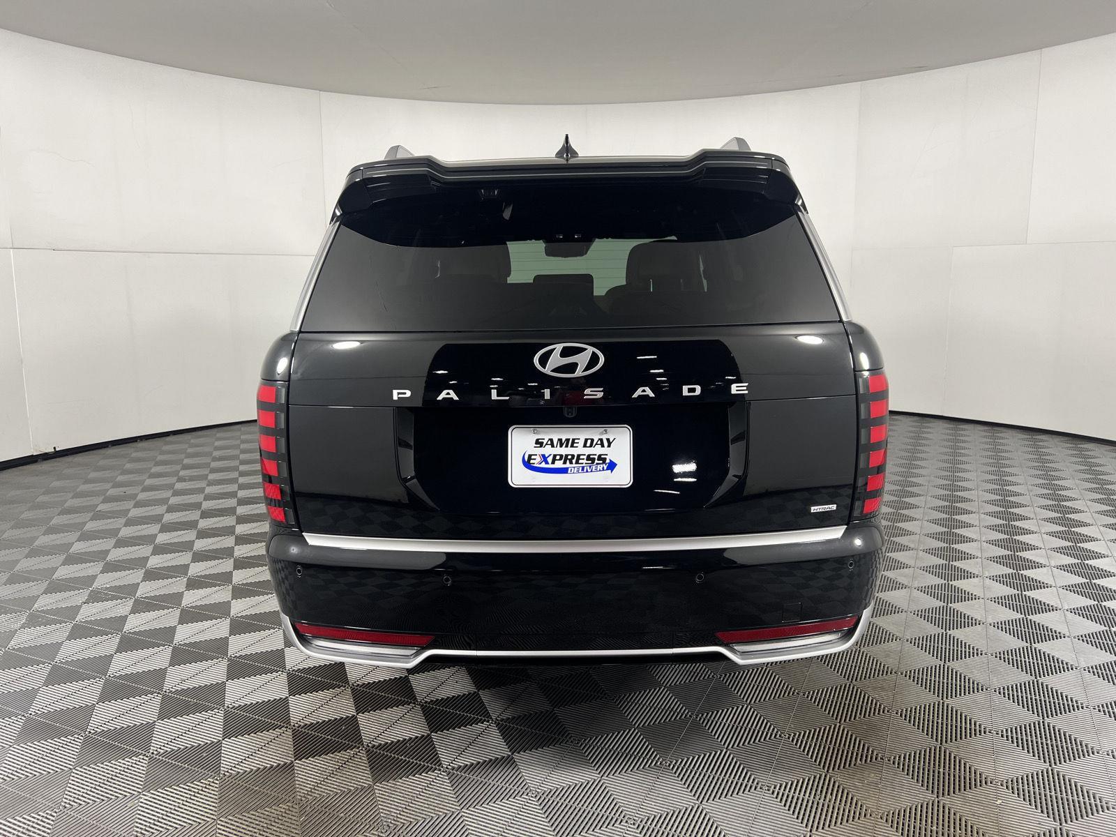 Used 2026 Abyss Black Pearl Hyundai Calligraphy image 7