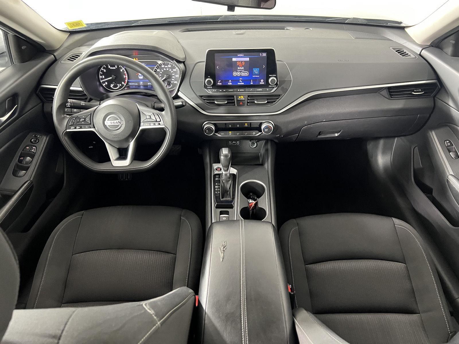 Used 2022 Brilliant Silver Metallic Nissan 2.5 SV image 20