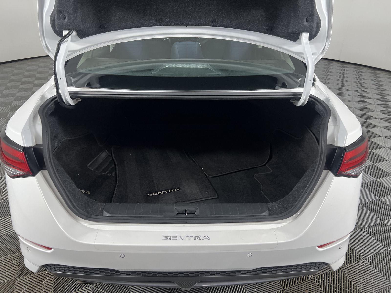 Used 2021 Aspen White/Super Black Nissan SR image 7