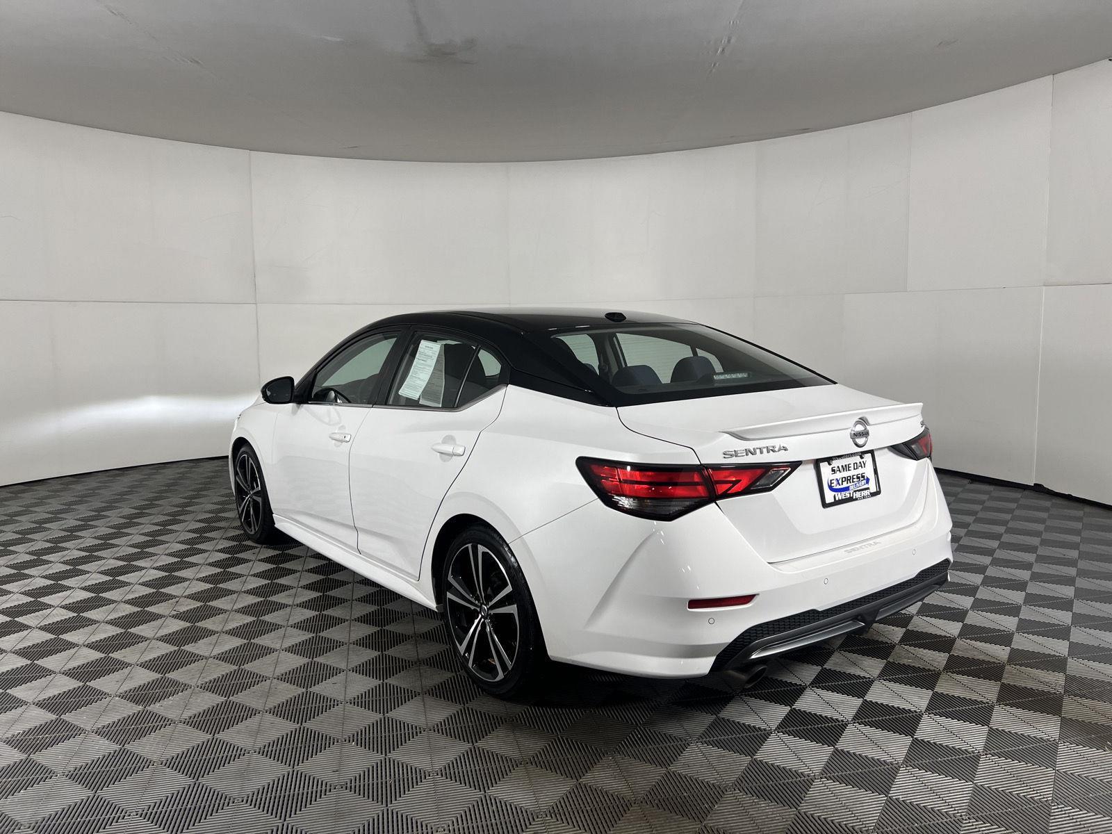 Used 2021 Aspen White/Super Black Nissan SR image 18