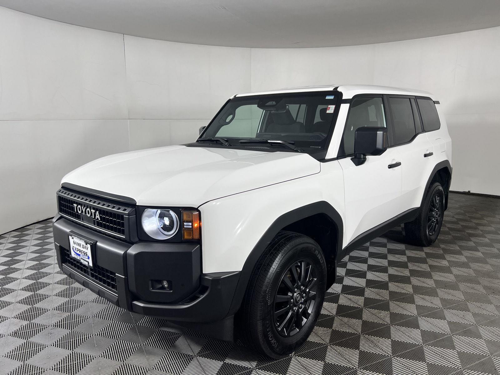 Used 2025 Ice Cap Toyota 1958 image 3